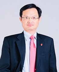 蔡    萌